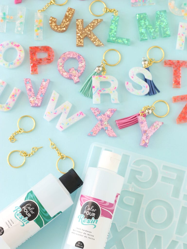 How to Make a Resin Keychain - Damask Love