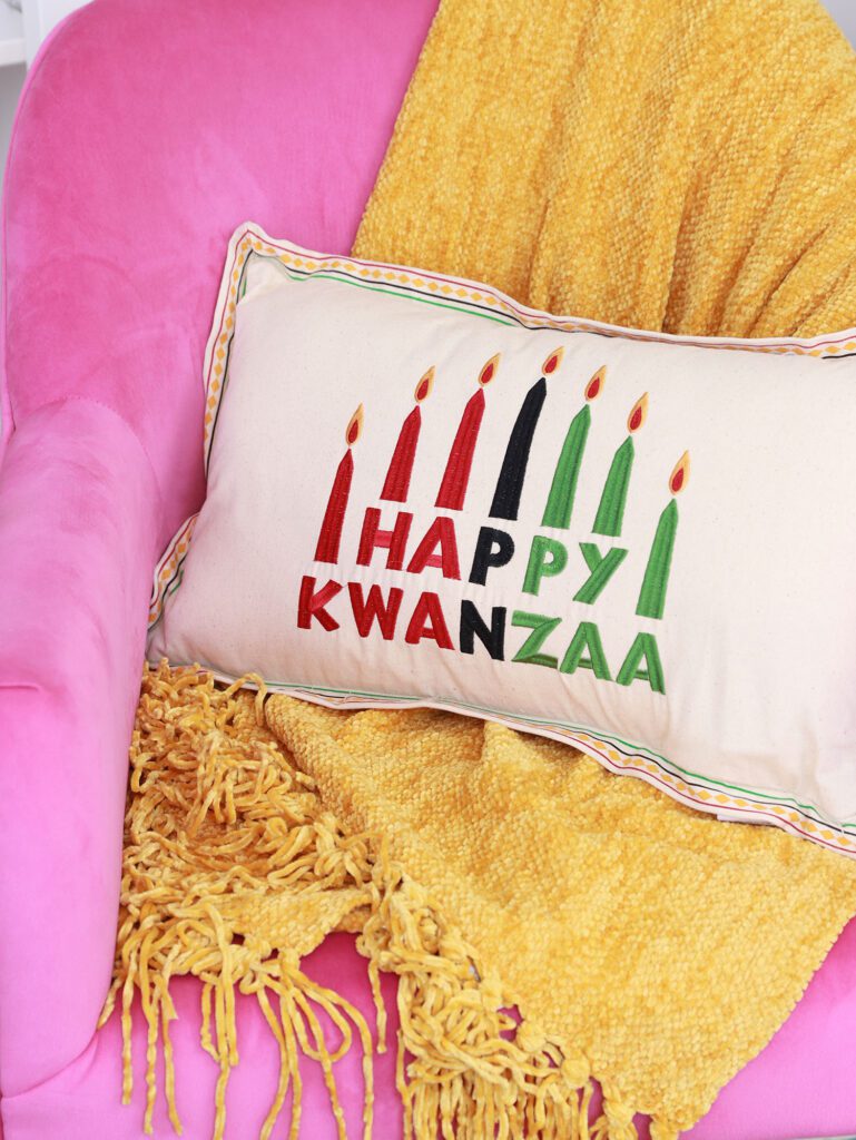 DIY Kwanzaa Decor - Damask Love